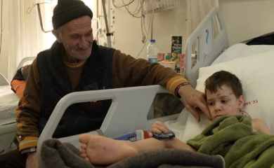 Doktore šokirala temperatura dječaka koji je izvučen ispod ruševina