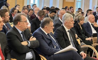 Dodik: Očekujem da BiH poslije 21. marta prestane da bude kolonija