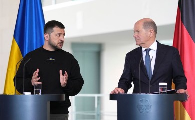Zelenski sa Šolcom: "Ukrajina spremna za mir"