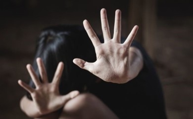 Profesor suspendovan, postoji snimak kako ljubi učenicu: Novi detalji užasa u Kneževu