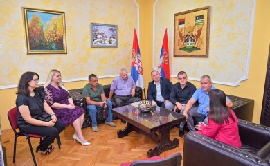 Tri decenije prijateljstva: Predstavnici MZ "Starčevica" posjetili bratsku Rumu