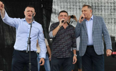 Dodik, Baja i Đajić zasjenili Radu Manojlović na kotlićijadi u Banjaluci
