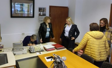 PRIJEDOR: Međunarodni dan bijelog štapa, podijeljene potrebne namirnice najugroženijim članovima