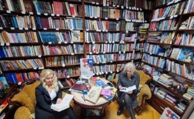 Poklonili knjige biblioteci "Sestre Gajić"