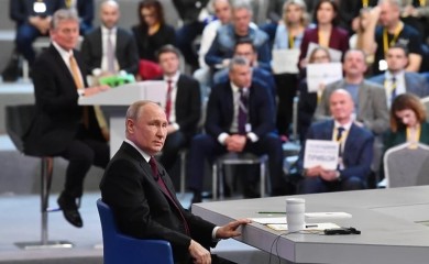 Putin o budućnosti RS i BiH: Nju određuju ljudi koji tamo žive, mi ćemo se voditi tim principima