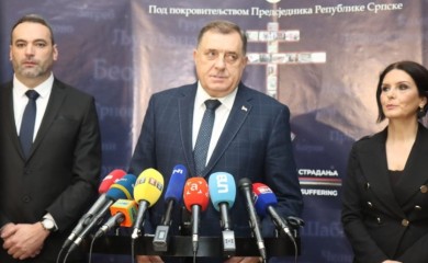 Dodik: Evropa da oslobodi BiH kolonijalnog statusa, Šmita i stranaca u sudu
