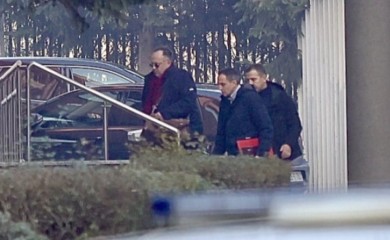 Detalji sa ročišta: Debevec dobio automobil od poznatog auto-salona i sat od Mamića