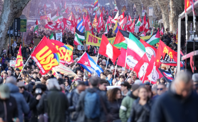 Protest u Rimu protiv referenduma o pravosuđu, spaljene slike Meloni i ministra pravde