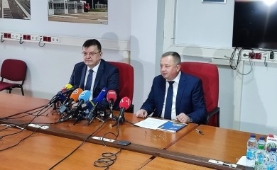 Iz ministarske u direktorsku fotelju: Tegeltija naslijedio Džakulu na čelu UIO BIH