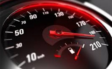 Auto-putem u Sloveniji jurio 246 km/h, policija ga žestoko kaznila