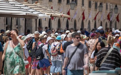 Objavljeno koliko turista trenutno boravi u Hrvatskoj, pogledajte odakle ih je najviše