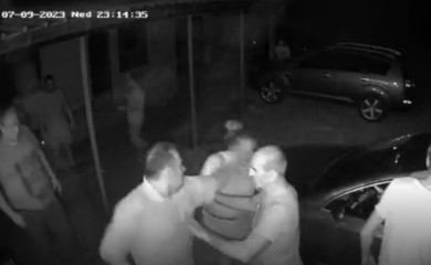 Načelnik tukao ženu pa došao na dodjelu nagrada ženama: "Ona je mene prva" (VIDEO)