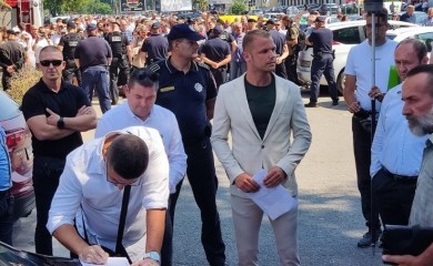 Stanivuković: Sudovi legalizovali kriminal, parking je naš