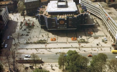 Sarajevska robna kuća u centru grada menja naziv