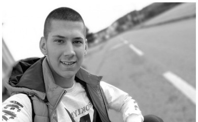 Apel za pomoć porodici mladića iz Laktaša, žrtvi internet nasilja