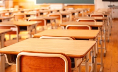 Isti čovjek na isti način prevario roditelje u više škola u Srbiji