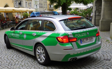 Pucnjava ispred crkve: Uhapšen muškarac zbog ranjavanja djevojčice (7)