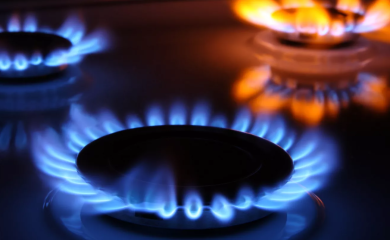 Gas u Evropi eksplodirao: Cijene prvi put od juna iznad 450 dolara, građani plaćaju – lideri pričaju o ratu