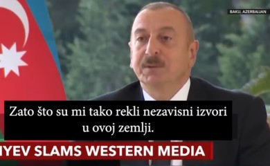 Kako je Alijev održao predavanje novinaru BBC-a: Šta radite Asanžu (VIDEO)