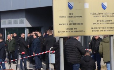 Sutra nastavak suđenja Dodiku i Lukiću