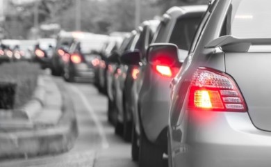 Ogromna gužva na prijedorskoj petlji, sudarili se kombi i kamion