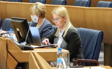 BURSAĆ: SNSD je jasno protiv ulaska u NATO, za razliku od Trivićeve i njenih kolega