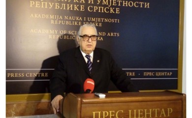 KUZMANOVIĆ: Suprotstaviti se kvazičinjenicama