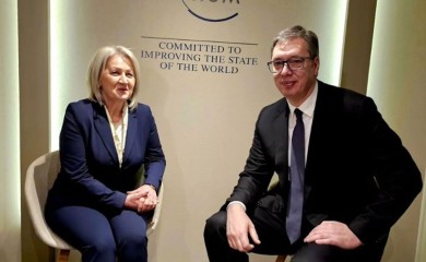 Krišto razgovarala sa Vučićem