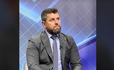 DURAKOVIĆ: Spreman sam BiH braniti i oružjem, Kavazović rekao ono što 90 odsto Bošnjaka misli