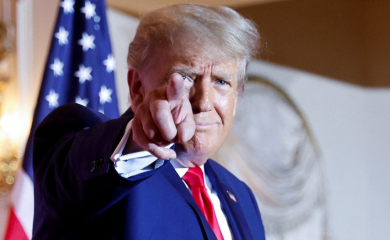 Tramp se vraća na platformu za video prikazivanje