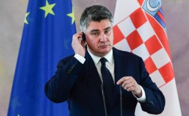 Milanović poručio da je Šmit njemačka bubašvaba: Što se tiče Dodika, on pretjeruje VIDEO