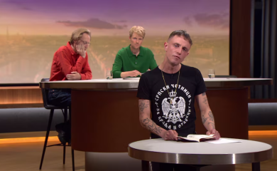Danska: u programu državne televizije pojavio se u majici četničkog pokreta