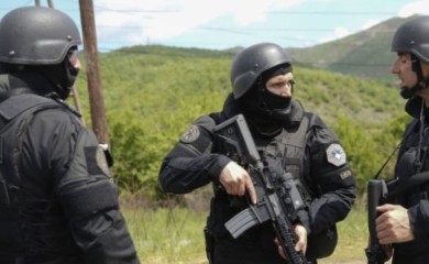 Kosovski specijalci pretukli srpsku djecu VIDEO