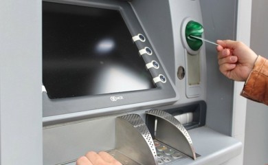 Kvar u banci omogućio klijentima da uzmu više novca nego što imaju