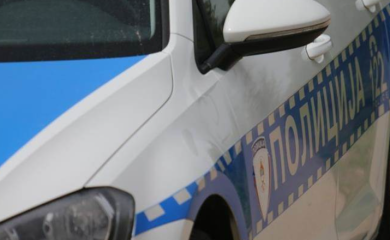 Lakše povrijeđen vozač opela u sudaru kod Kozarske Dubice