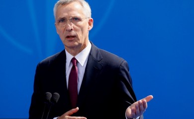 Stoltenberg: Ne treba očekivati brz završetak rata u Ukrajini