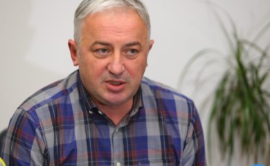 "Imaju privremenu amneziju" Borenović: SNSD činio vlast na nivou BiH kada je Šmitu izdat pasoš