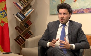 Abazović podnio prijedlog za smjenu Konjevića i Krivokapića