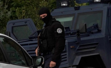 Nova akcija Kurtijevih specijalaca, pretresi na više lokacija u Sjevernoj Mitrovici