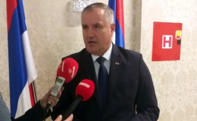 Višković oštro: Biće sankcionisan svaki pokušaj neodgovornog podizanja cijena