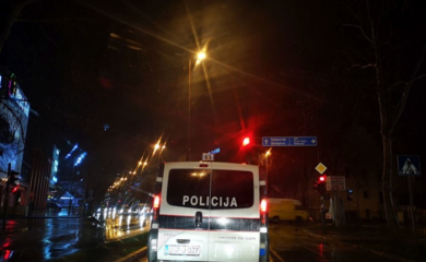U Mostaru napadnuti policajaci, jedno lice uhapšeno