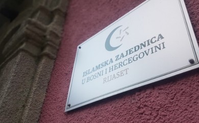 ISLAMSKA ZAJEDNICA: Mir u BiH ne ugrožava reis Kavazović, već predsjednik RS