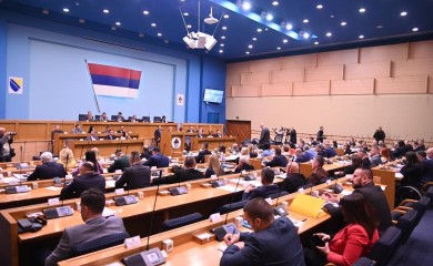 Zakon o pušenju ponovo vraćen predlagaču, Narodna skupština RS nije ga usvojila