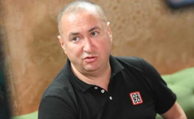 Popularni folker nije dobro! Osvanula prva fotografija Đanija iz bolničkog kreveta