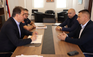 Vukota Govedarica u Kabinetu ugostio Nenada Nešića, pričali o požarima