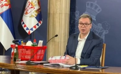 Predsjednik Srbije zadovoljan: Prodaja parizera skočila 1000 odsto