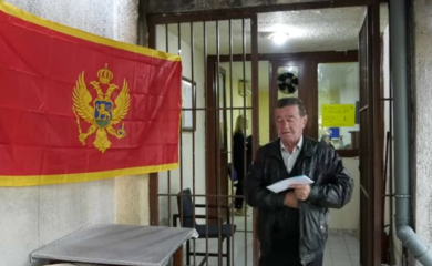 Haos u Šavniku: Deveti put prekinuto glasanje, uništeni glasački listići