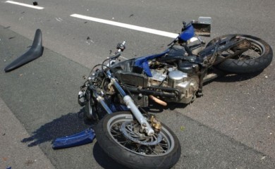 Mladić pao sa motora, poginuo na mjestu