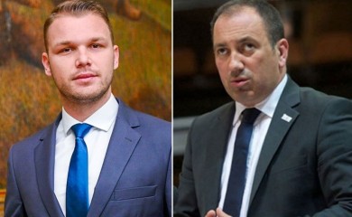 Stanivuković i Crnadak: Ko kokodače, a kome su pare udarile u glavu