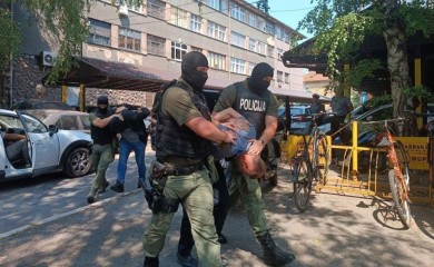 Novi detalji hapšenja policajaca, traga se za organizatorom